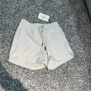 Light tan tie shorts 5” - no built in underwear
